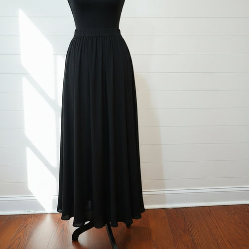 Black Free Flow High-Waisted Maxi Skirt